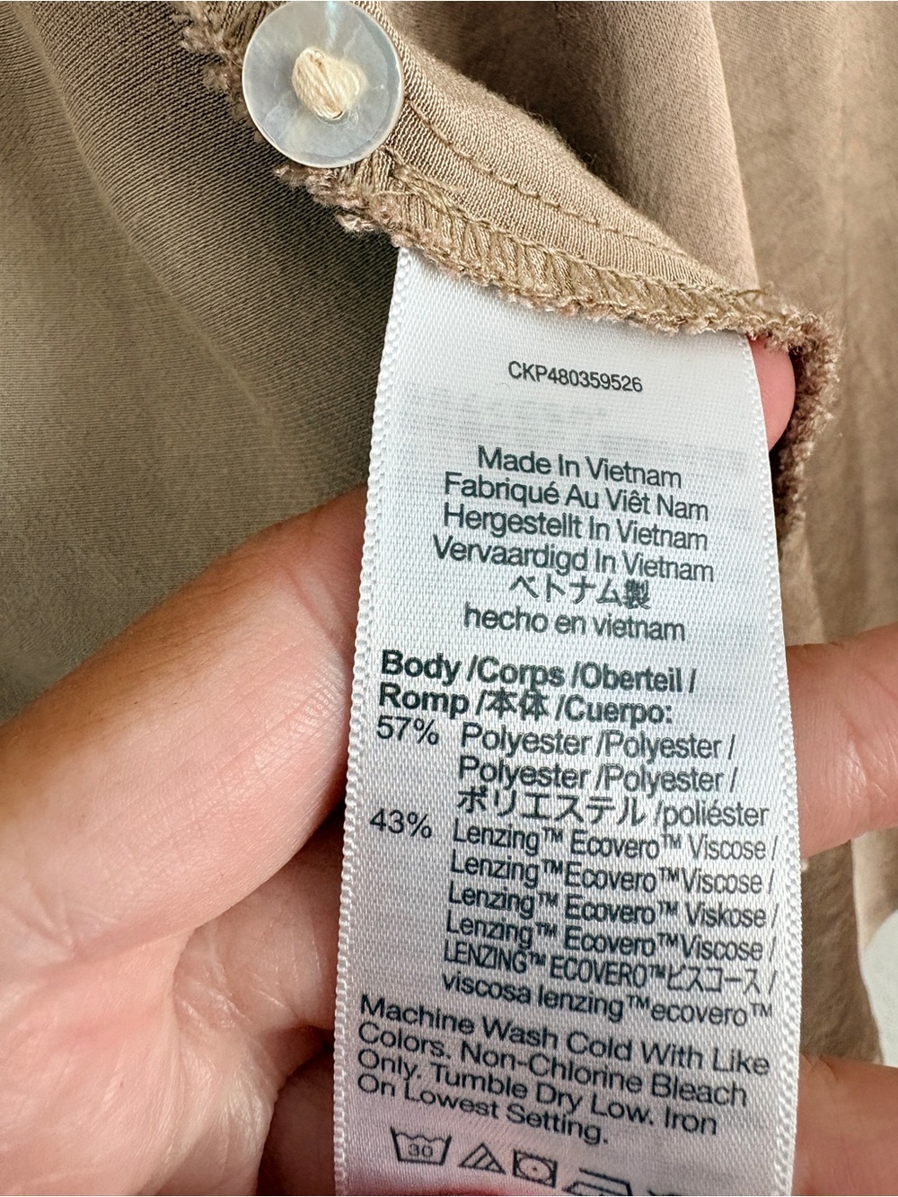 Madewell Darted Button Up Satin Top - Picture 7 of 10